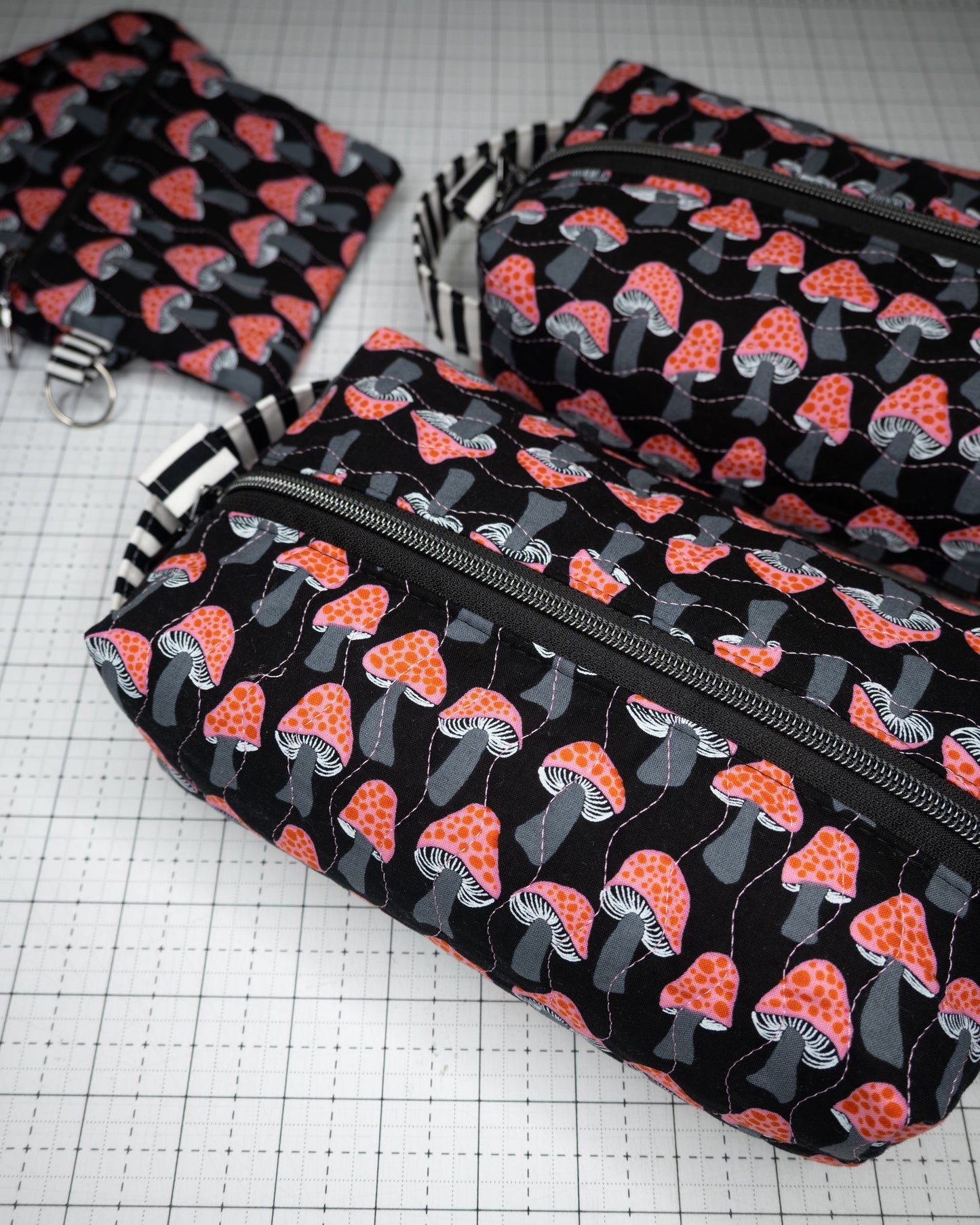 Quilted Boxy Pouch - Shrooms