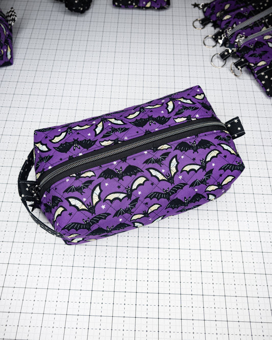 Quilted Boxy Pouch - Freakin' Bats in Stars