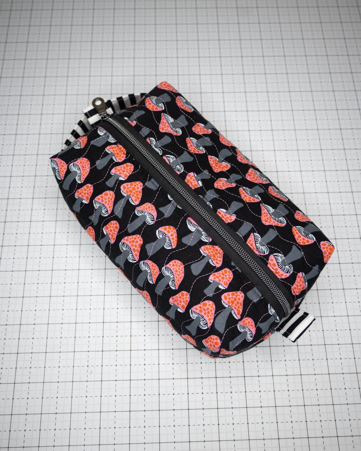 Quilted Boxy Pouch - Shrooms