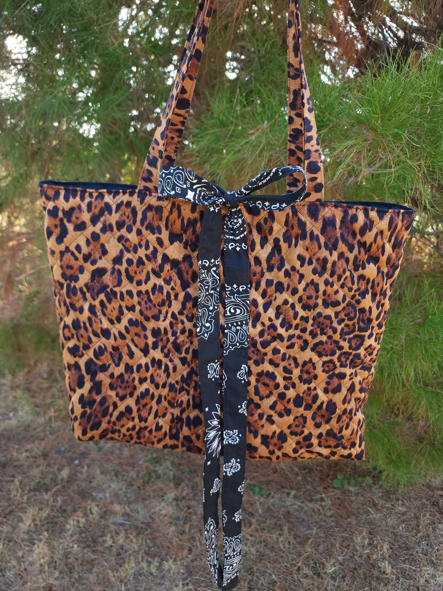 Quilted Texas Sized Tote Bag - Leopard